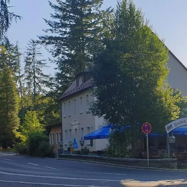 Hotel Berggasthof Waldlust，位于Bernlohe的酒店