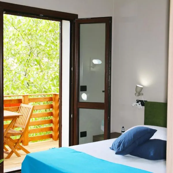 Casa Vacanze Il Giardino - Appartamento Castagno，位于阿里特佐的酒店
