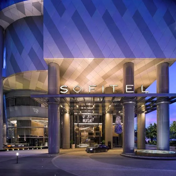 吉隆坡达曼萨拉索菲特酒店，位于甲洞的酒店