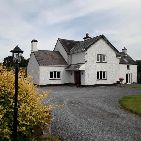 Wellfield Farmhouse，位于卡舍尔的酒店