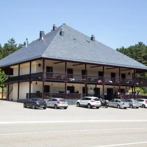 Albergue Piñeiral Fonsagrada，位于Ribeira de Piquin的酒店