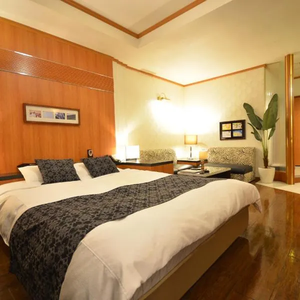 HOTEL SOLA Yame-ADULT ONLY-，位于Chikugo的酒店