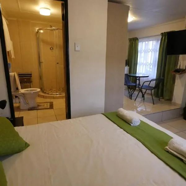 Thula Du Estate - one bed apartment，位于姆巴巴内的酒店