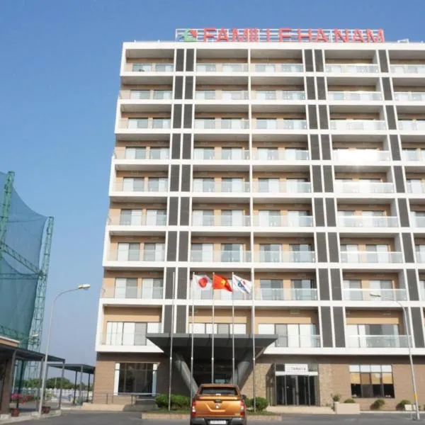 FAMILLE HA NAM,位于Lưu Xá的酒店