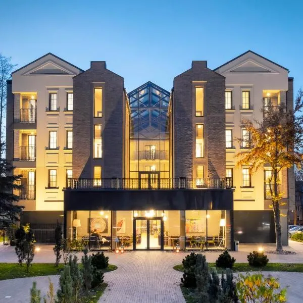 Amsterdam Plaza Hotel & SPA，位于蒙希斯克斯的酒店