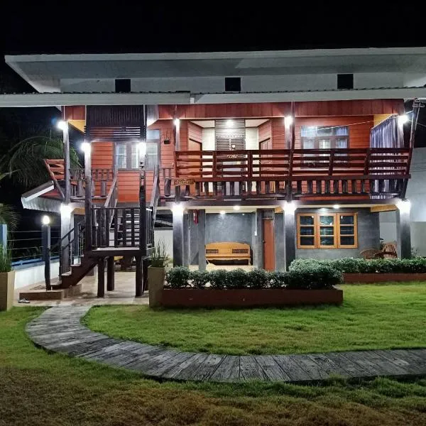 บ้านสวนแก้วเฮือนคำ，位于湄旺的酒店