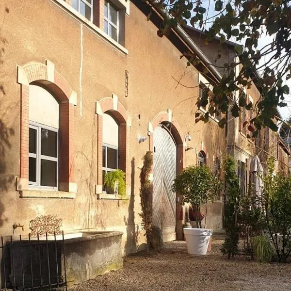 Matin de Saône，位于Fontaines-Saint-Martin的酒店