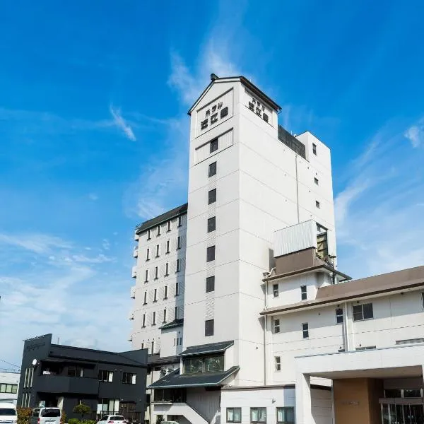 Hotel Omiya，位于Funakoshi的酒店
