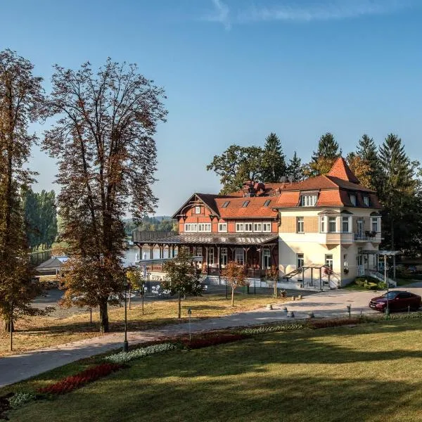 Boutique Hotel Korana Srakovcic，位于Vukova Gorica的酒店