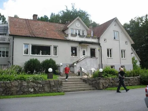 莫乐花园住宿加早餐旅馆，位于Västra Torup的酒店