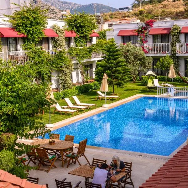 黄花酒店，位于Giriş的酒店