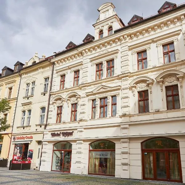 皇家酒店，位于Boleboř的酒店