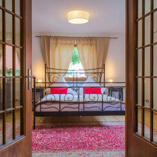 EPA Apartment - España style，位于鲁斯特的酒店