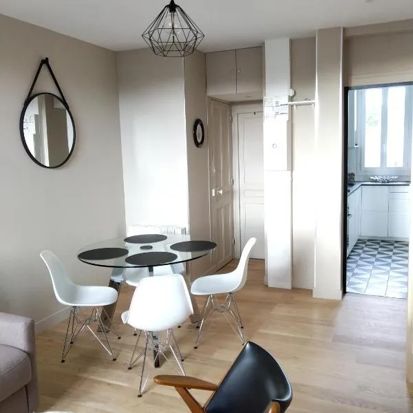 Appartement au centre de Saint Briac，位于圣卡勒吉勒多的酒店