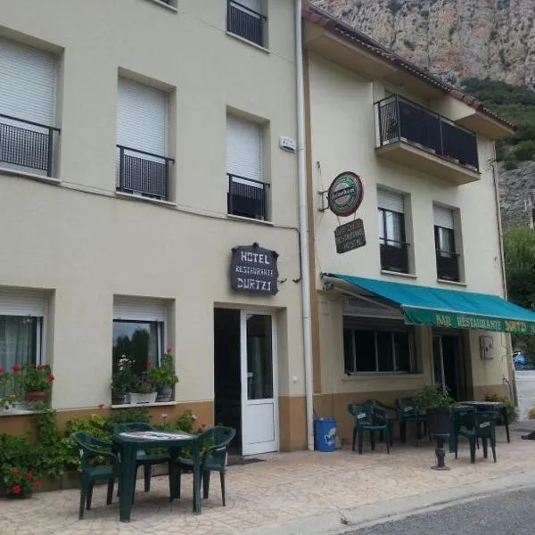 Hotel Durtzi，位于Quintana-Martín Galíndez的酒店