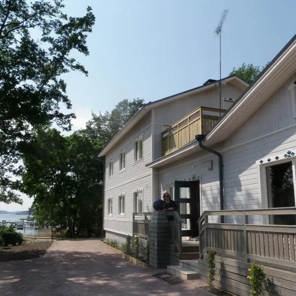 塞拉堪住宿加早餐旅馆，位于Högsåra的酒店