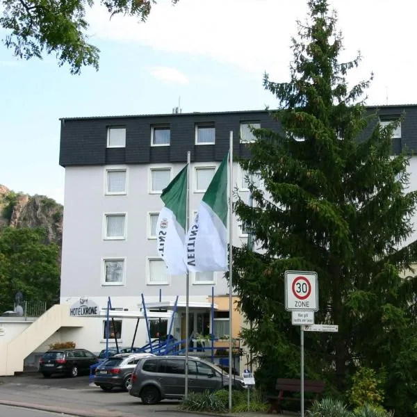 克朗酒店，位于施泰因-埃伯恩堡地区巴特明斯特的酒店