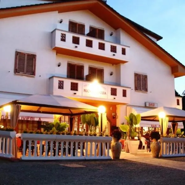 诺沃金朵雅酒店，位于阿奎泰尔梅的酒店