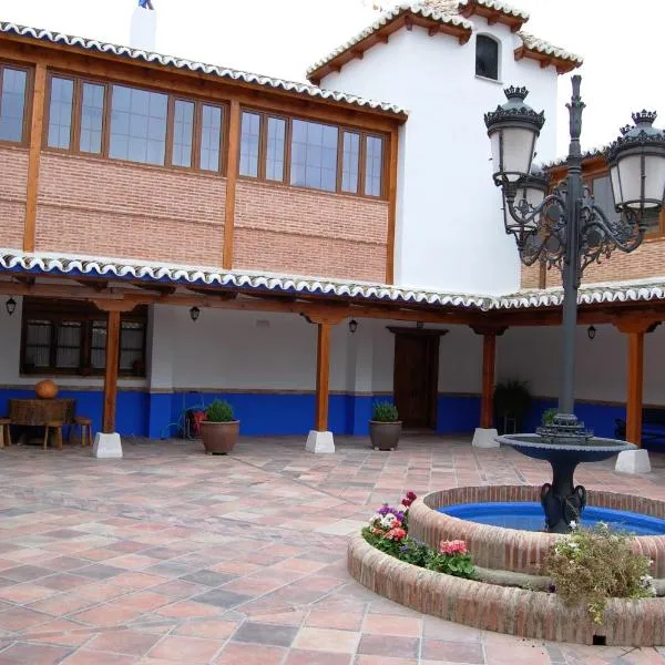 代米厄尔埃尔科提约酒店，位于Torralba de Calatrava的酒店