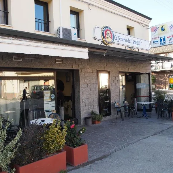 Caffetteria dell'Angolo，位于Borghetto Secondo的酒店