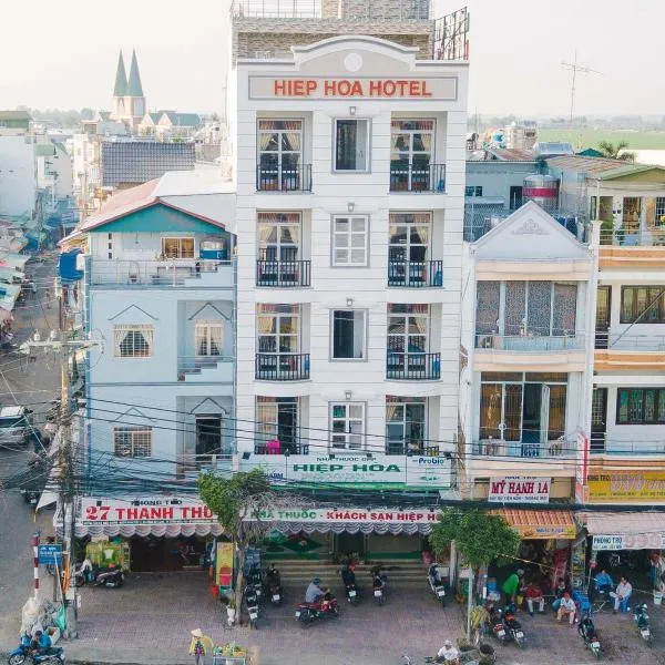 HIEP HOA HOTEL，位于Ấp Vĩnh Phú的酒店