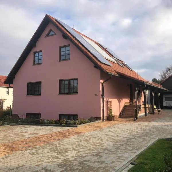 Am Tor zur Sächsischen Schweiz，位于洛门的酒店
