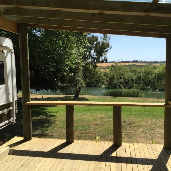 Longford Riverside Caravan Park，位于Perth的酒店