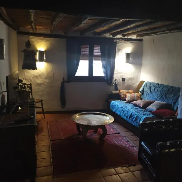 Apartamento Al-Vivaque，位于米兰达德尔卡斯塔尼亚尔的酒店