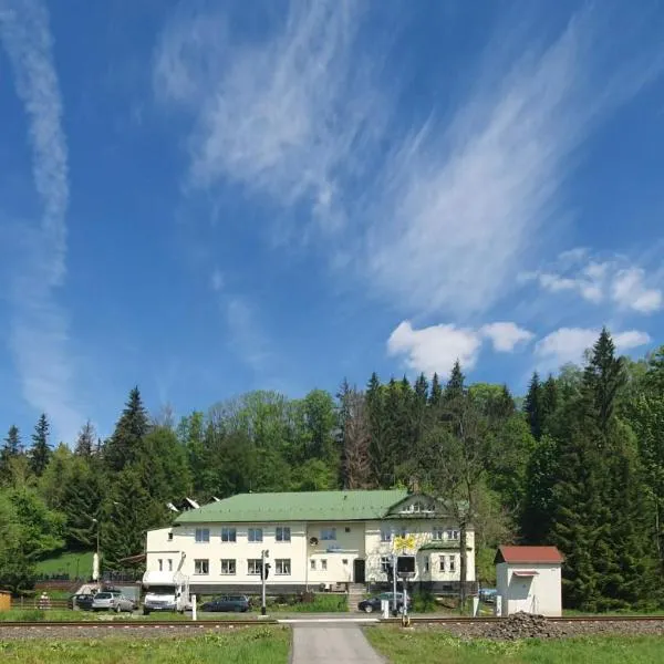 Olivin Kytlice，位于Horní Podluží的酒店