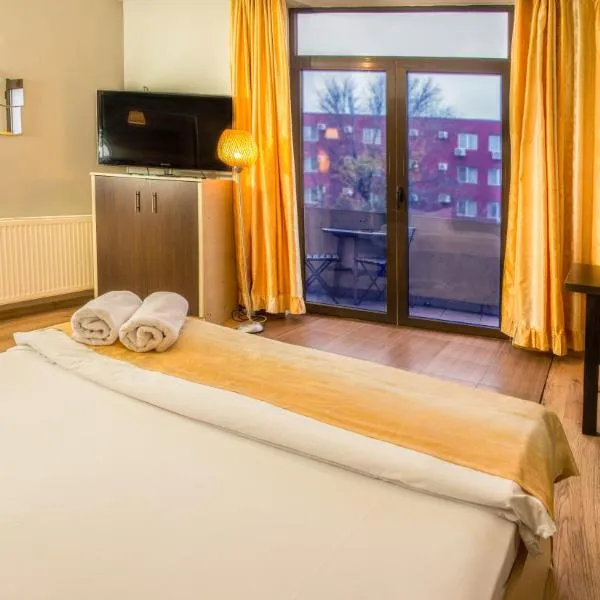 EOS酒店，位于布加勒斯特的酒店