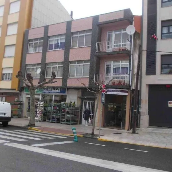Piso de Perlío ideal para gente amante de la play，位于Fene的酒店