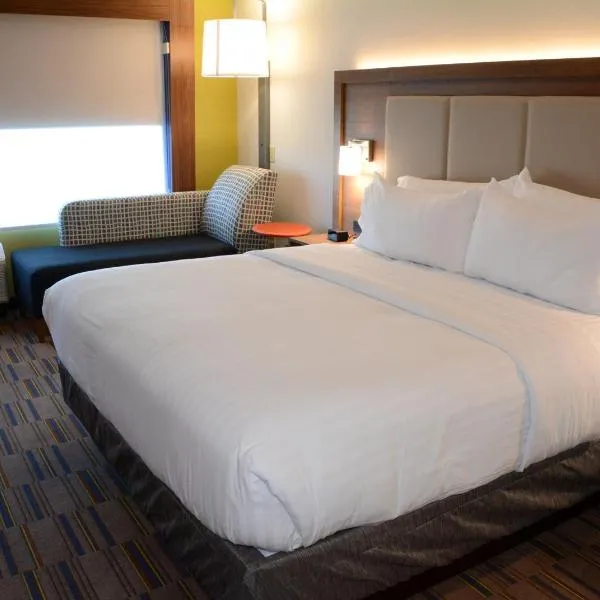 Holiday Inn Express & Suites - Pittsburgh - Monroeville, an IHG Hotel，位于Irwin的酒店