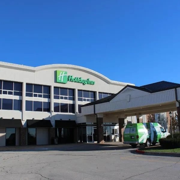 Holiday Inn Des Moines-Airport Conf Center, an IHG Hotel，位于Indianola的酒店