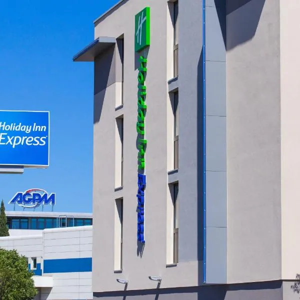 Holiday Inn Express Toulon - Est, an IHG Hotel，位于La Farlède的酒店