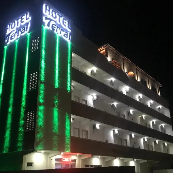 Hotel Terral，位于Horizonte的酒店