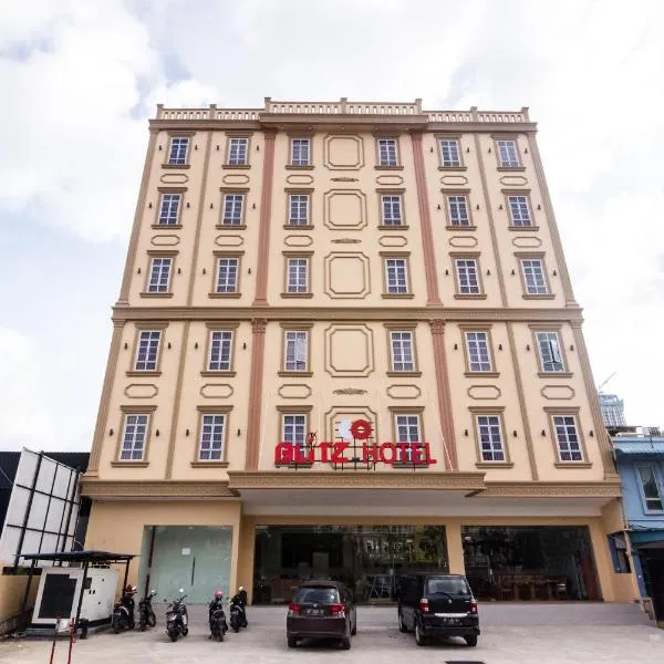 Blitz Hotel Batam Centre，位于Seribu的酒店