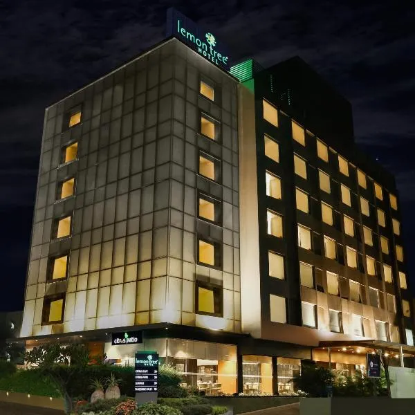 Lemon Tree Hotel Viman Nagar Pune，位于Mundhva的酒店
