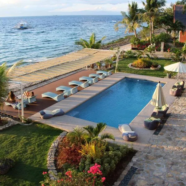 Emoha Dive Resort，位于Ayuquitan Viejo的酒店
