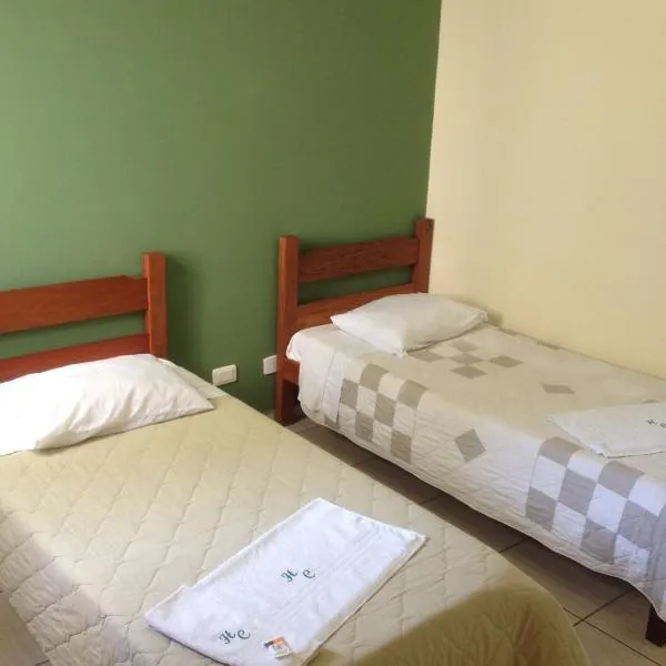 HOTEL CENTRAL，位于Juruaia的酒店