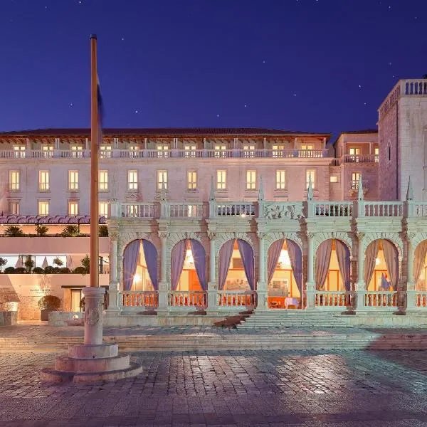 Palace Elisabeth, Hvar Heritage Hotel，位于Stiniva的酒店