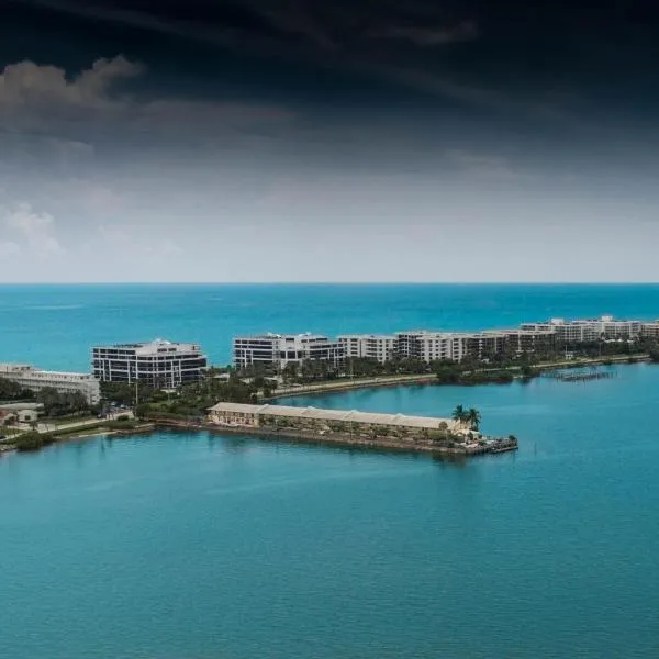 Palm Beach Resort，位于沃思湖的酒店