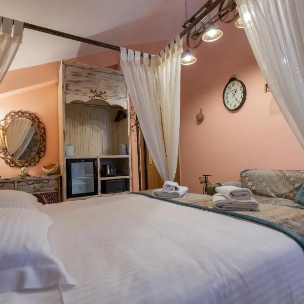 MARIA'S BOUTIQUE Rooms，位于Kórinthos的酒店
