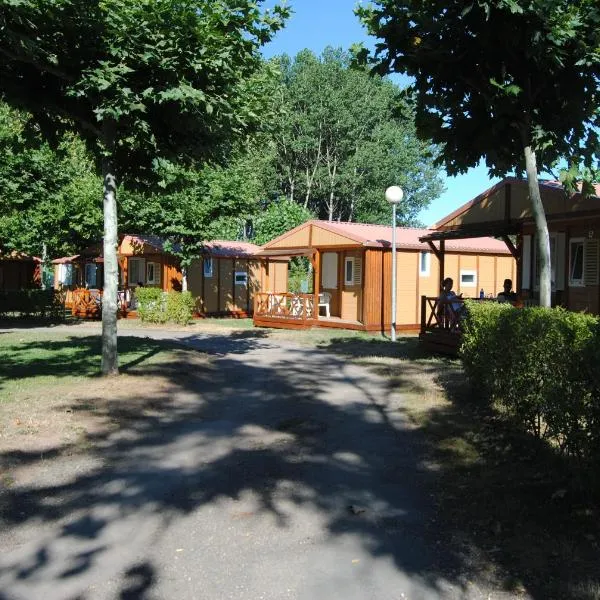 Camping Berceo，位于Baños de Río Tobía的酒店