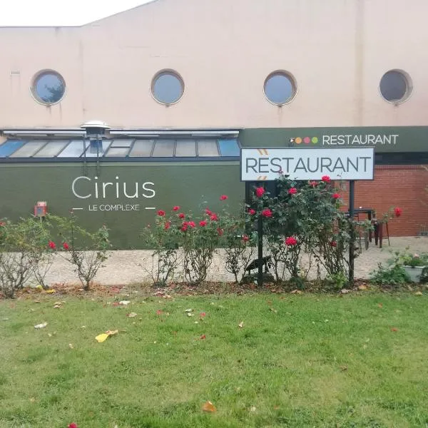 HOTEL RESTAURANT CIRIUS，位于Marclopt的酒店
