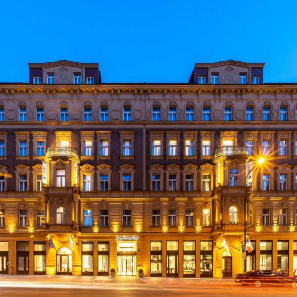 Radisson Blu Hotel Prague，位于罗兹托基的酒店