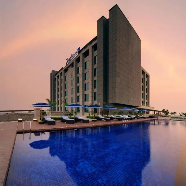 新德里帕池豪尔丽笙酒店，位于Dwarka, New Delhi的酒店