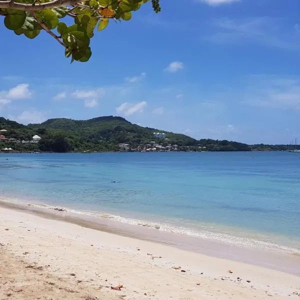 Les Hauts De Caritan，位于圣安娜的酒店