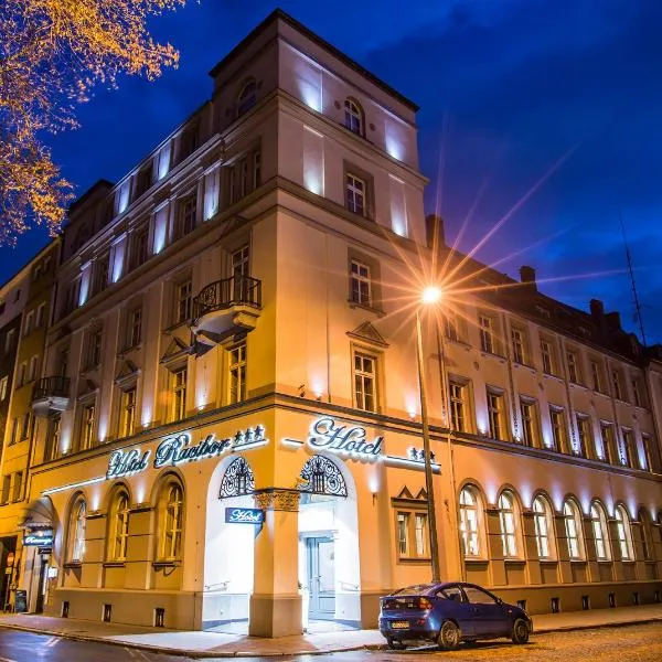 雷西博酒店，位于拉齐布日的酒店