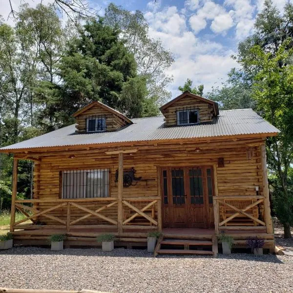 Cabaña El Refugio，位于开门的酒店