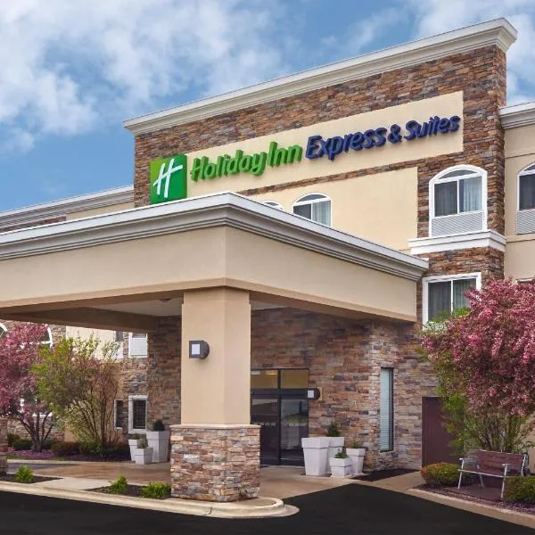 Holiday Inn Express & Suites Chicago-Libertyville, an IHG Hotel，位于弗农山的酒店